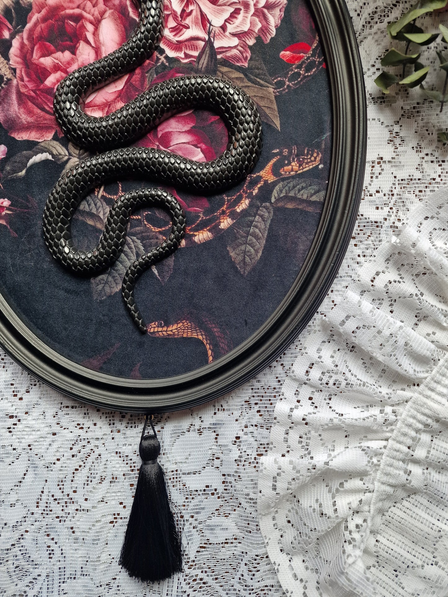 Palais Noir: Frame 1