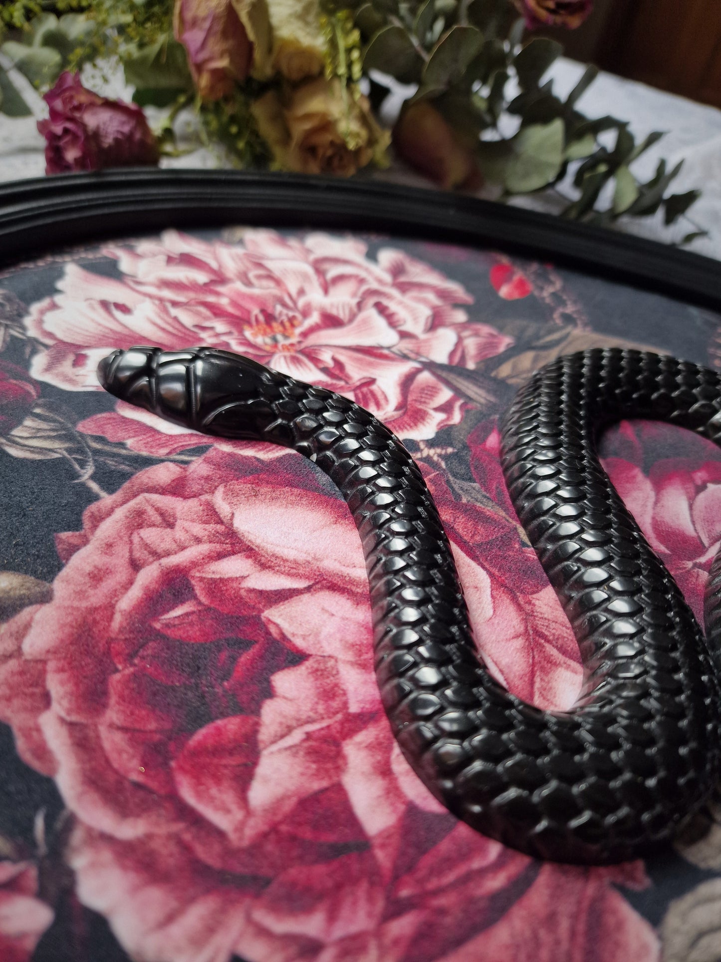 Palais Noir: Frame 1