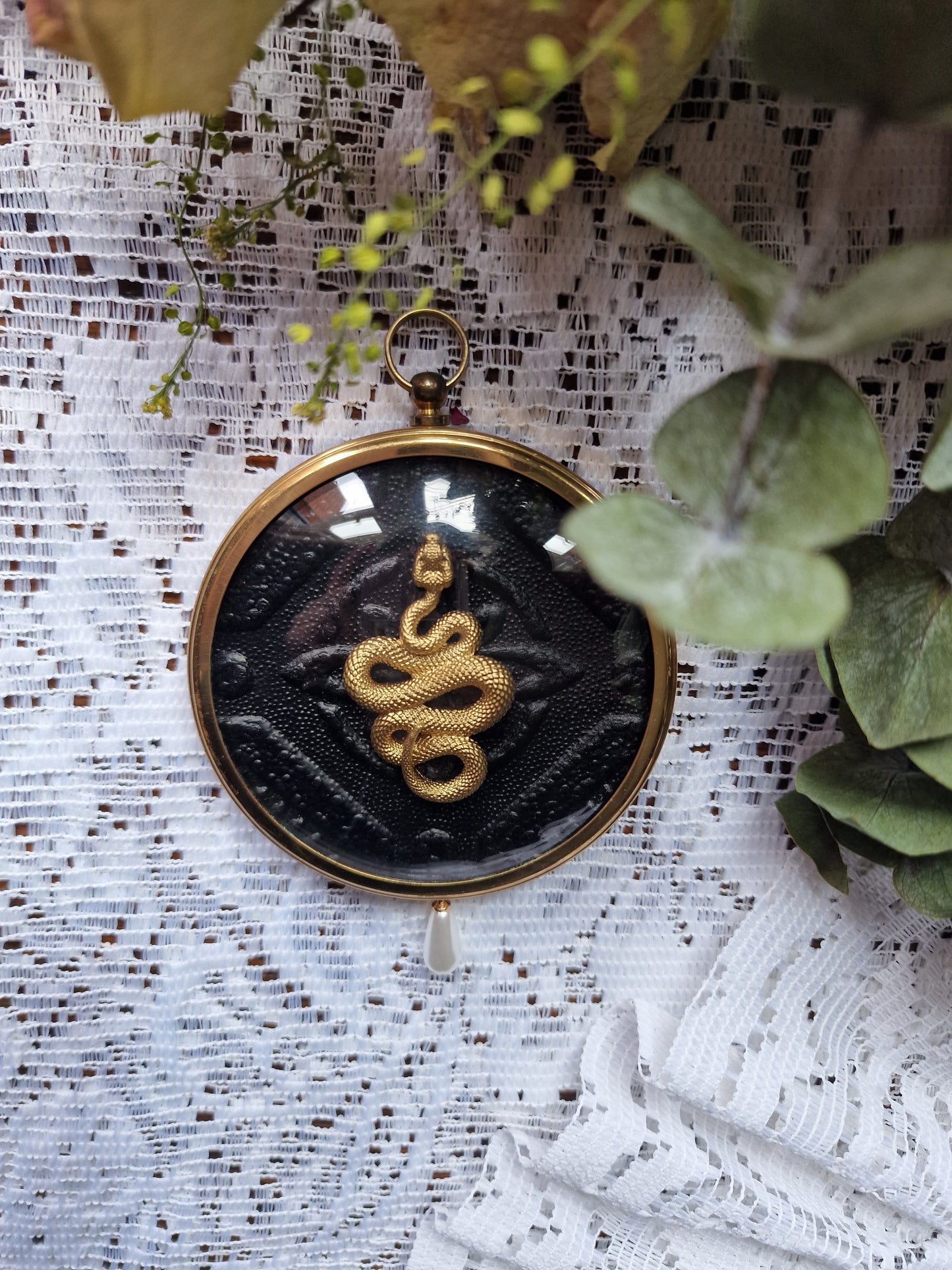 Palais Noir: Frame 10