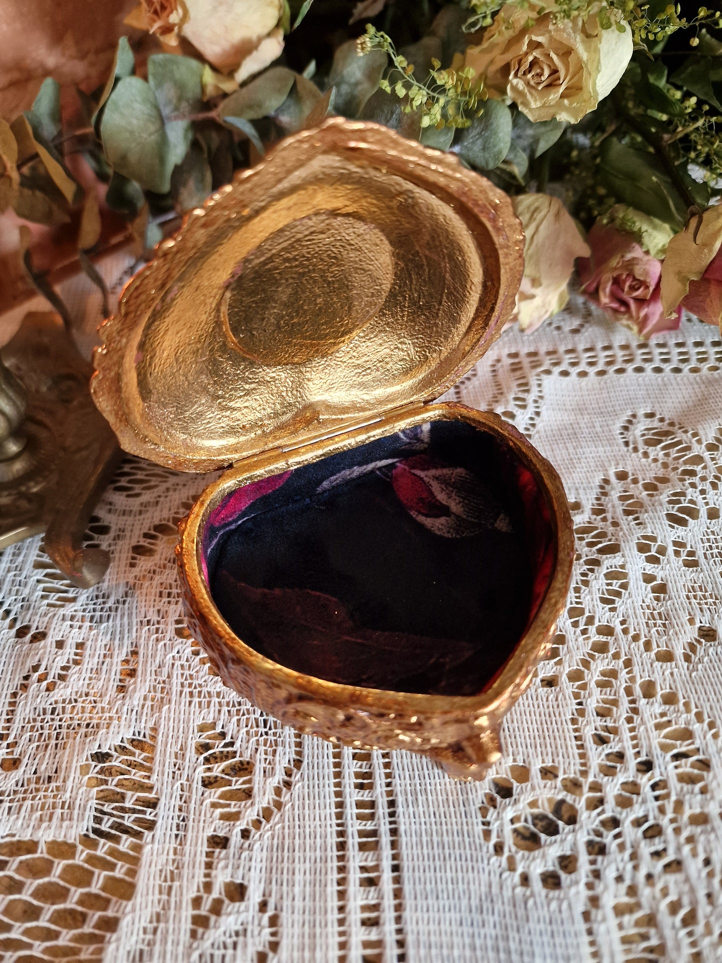 Palais Noir: Heart-Shaped Jewellery Trinket