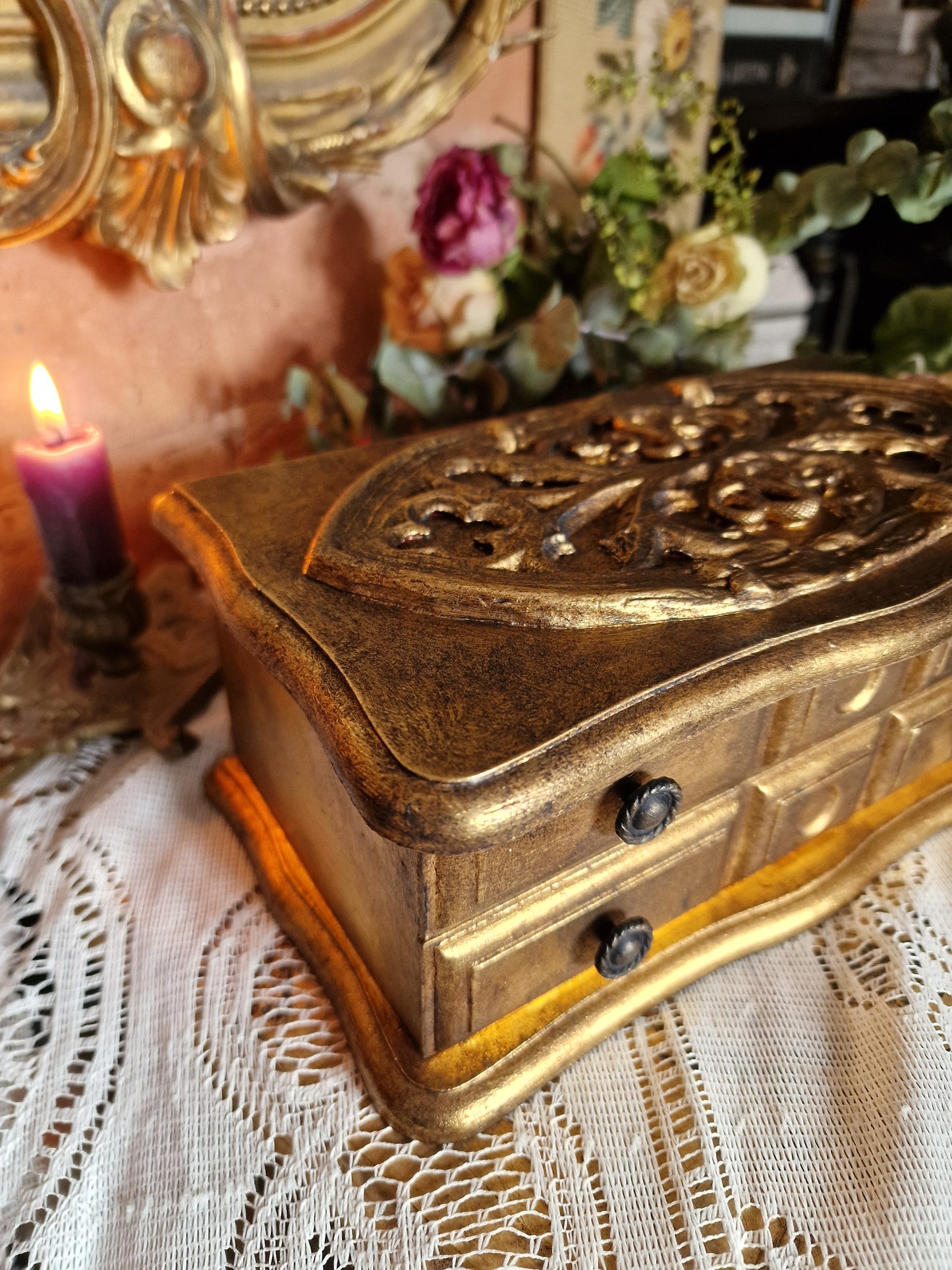 Palais Noir: Gilded Arches Jewellery Box