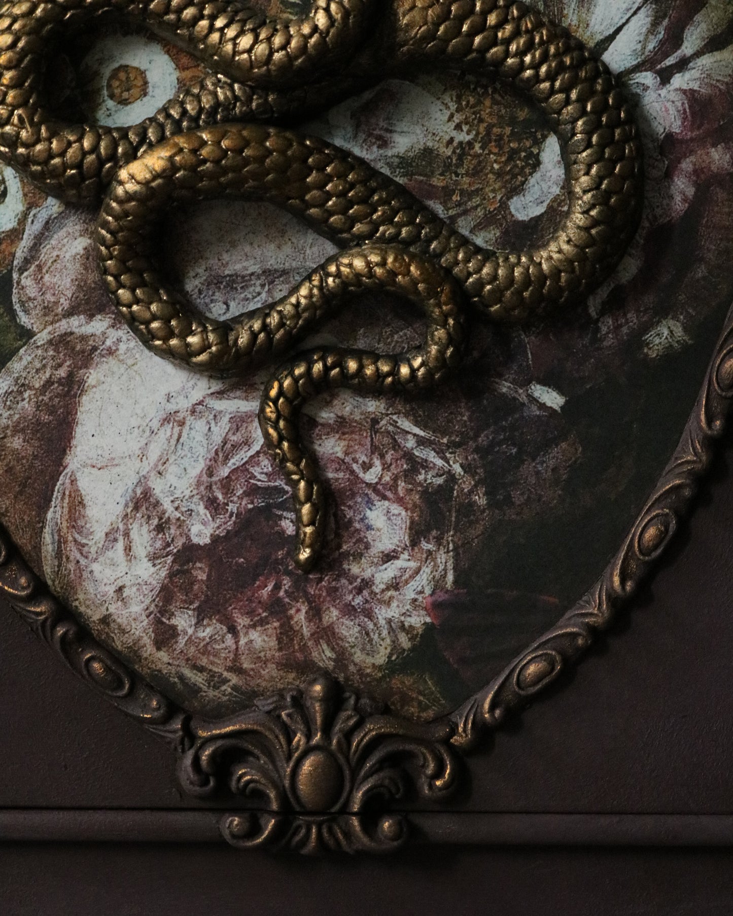 Gardens of Serpentina: Mauve Cabinet