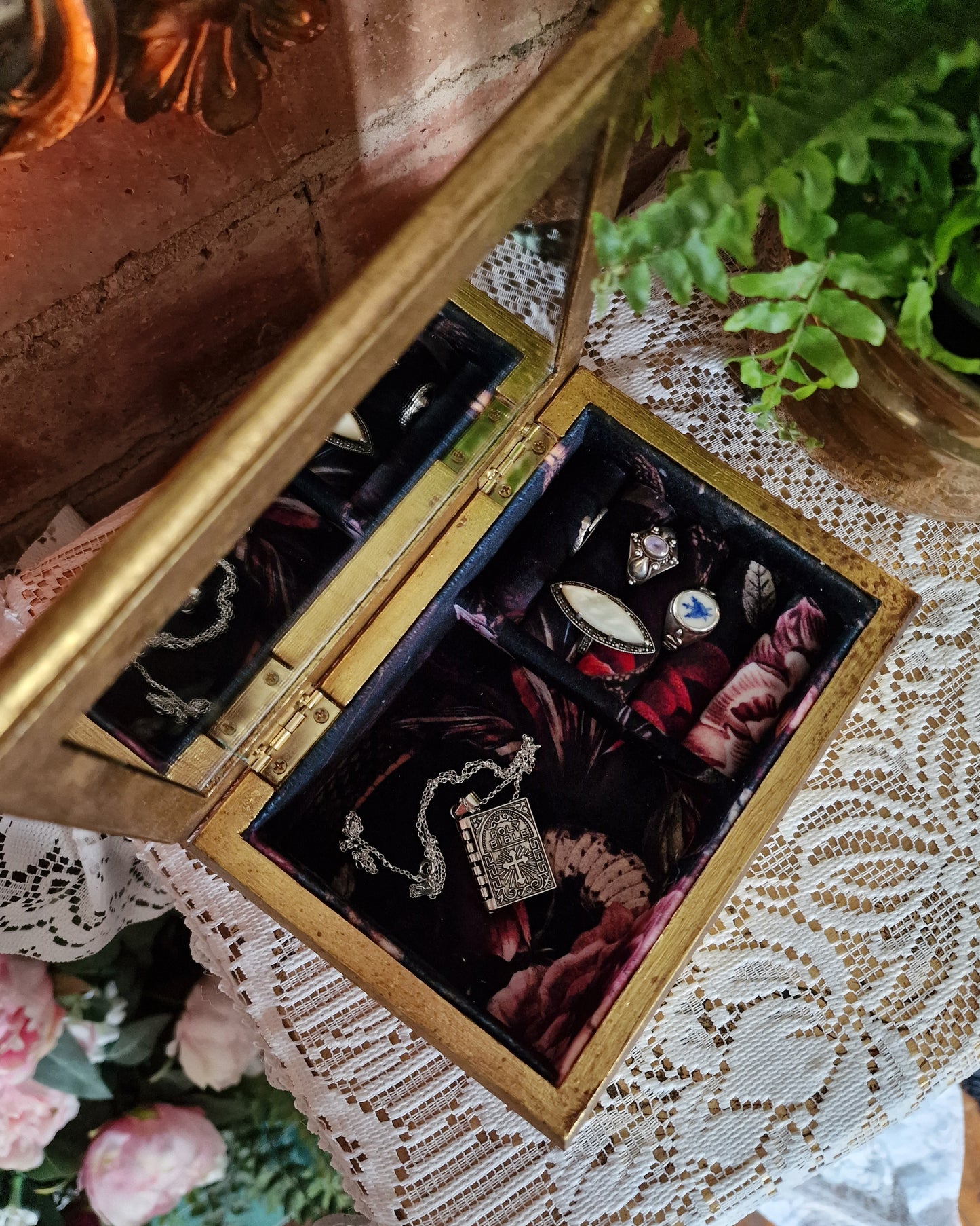 Gardens of Serpentina: Jewellery Box